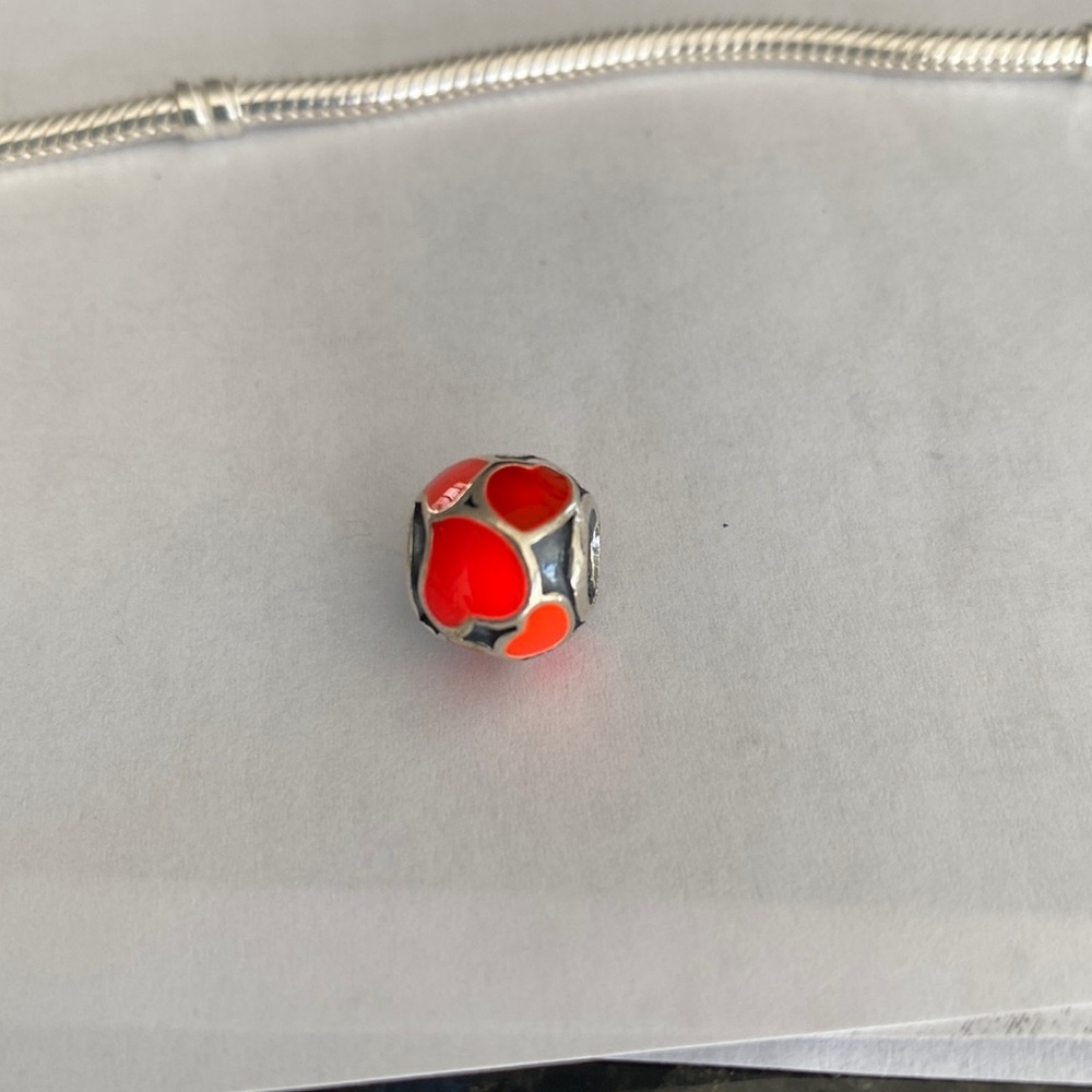 Pandora red hot love hearts charm
